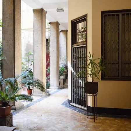 Joivy Mauri - Cosy Flats Near The Duomo-2